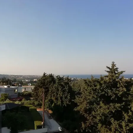 Quiet Family House In Koskinou, Rhodes ホームステイ *